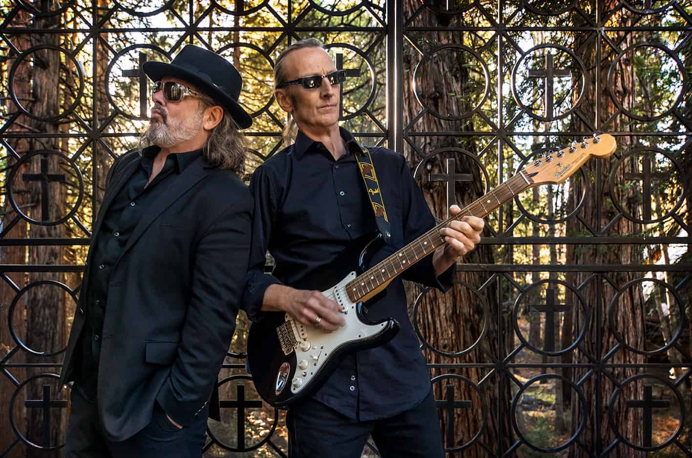 COLE WITHERS DUO LIVE AT FERRO
