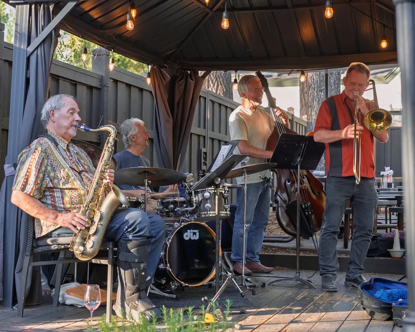 Jazz night feat. The electones@ ferro restaurant