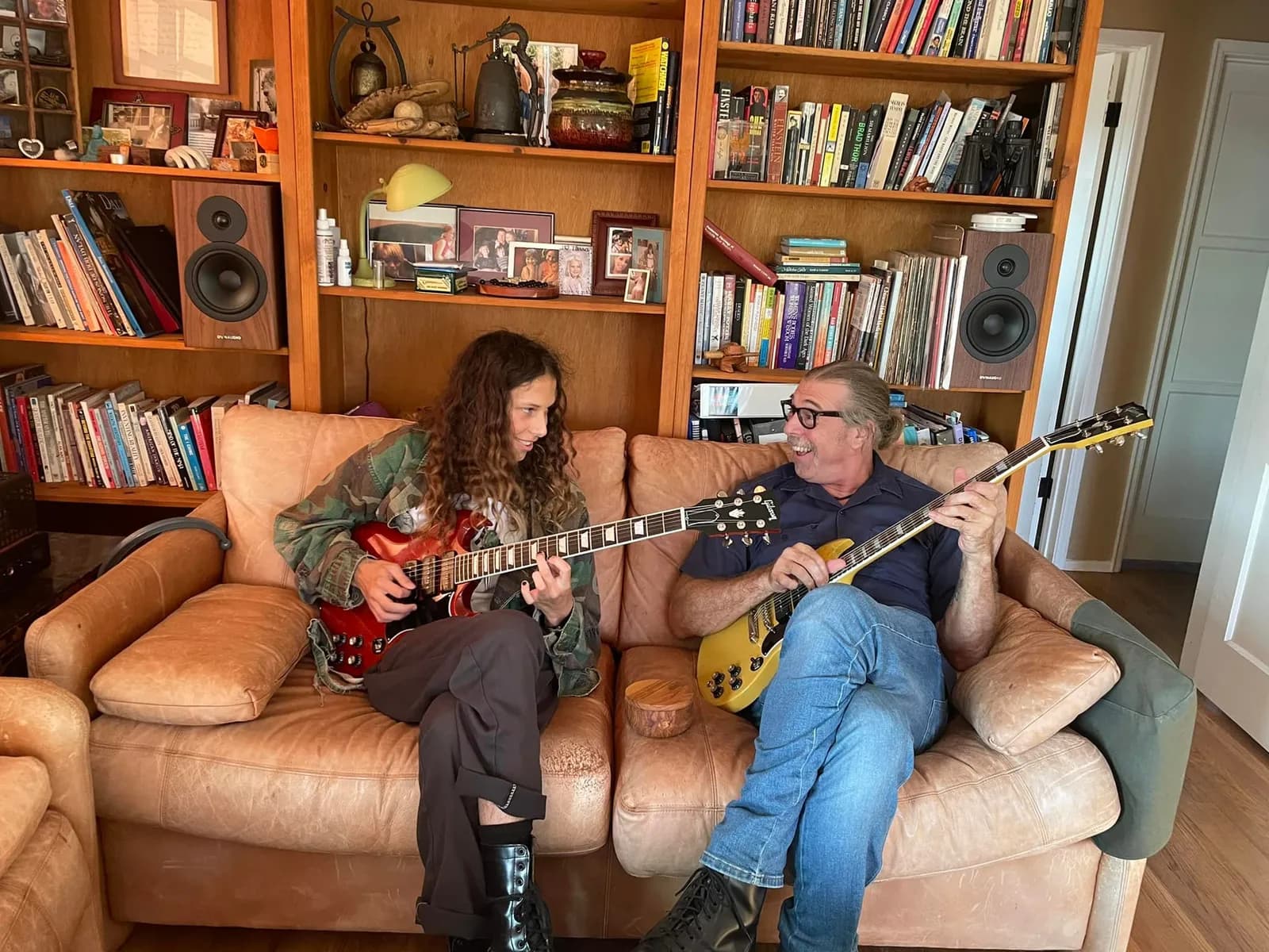 Matt Drey Silas Loyal Father and son Accoustic duo@ taryn's place