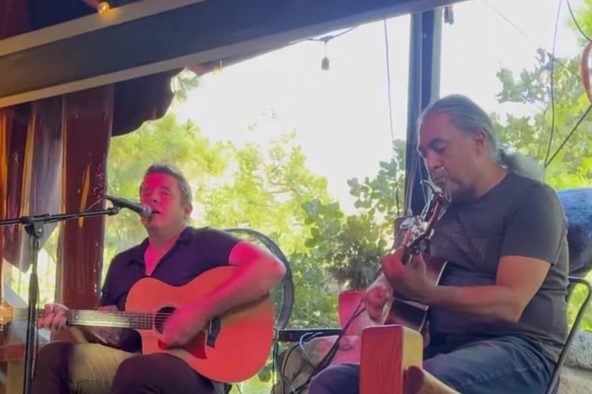 Lance and Martin Duo@ cafe aroma